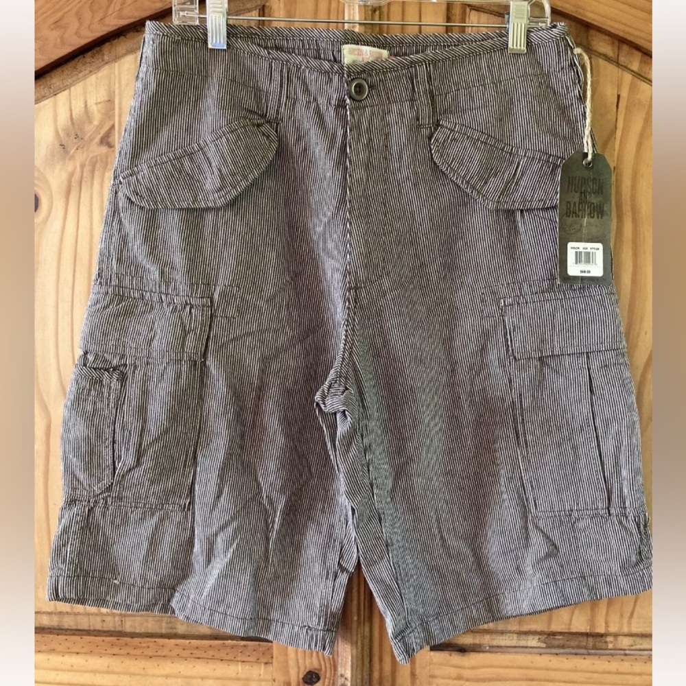 Men’s Hudson Barrow brown striped flat front cargo Bermuda shorts size 30 - NWT